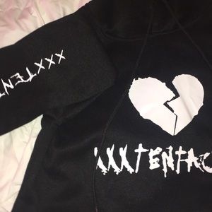 Cropped xxxtentacion tee